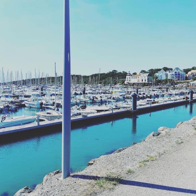 APPT COSY 2* HYPER-CENTRE à 2 pas de la plage + PARKING inclus  Les Sables-dʼOlonne Extérieur photo